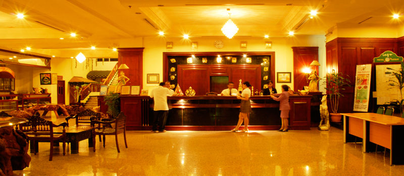 סוראבאיה Satelit Hotel מראה חיצוני תמונה